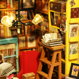 Sam's Study Room DIY Small Dollhouse