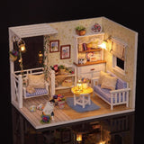 Kitten Diary DIY Small Dollhouse