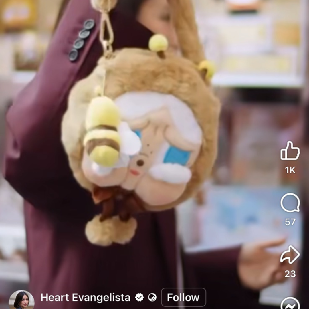 CRYBABY Crying Again Series-Big Head Bag(I'll Bring You a Flower) Popmart BKK