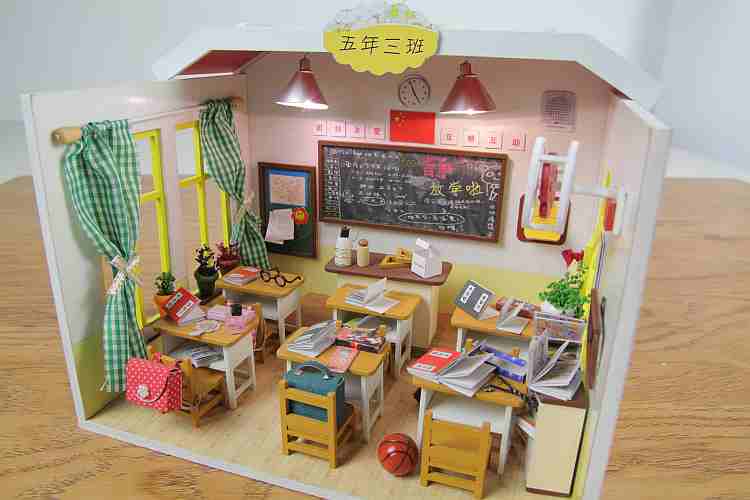 Seasons In The Sun DIY Miniature Dollhouse Kit