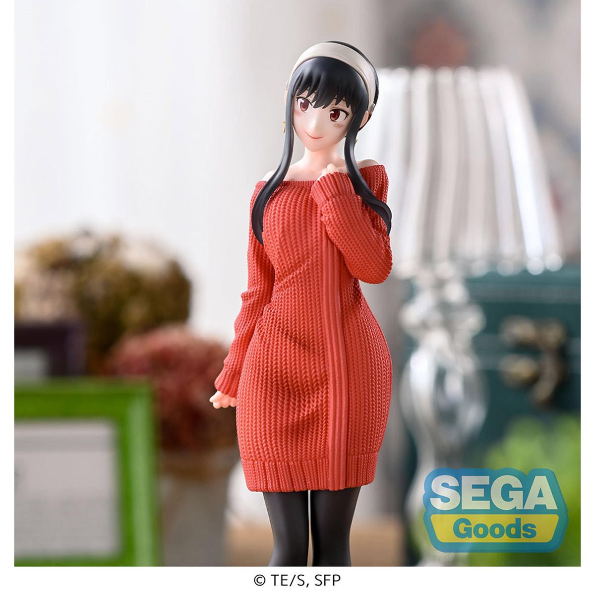 Spy x Family Yor Forger Plain Clothes Premium Figure Statue – Sega PVC Collectible