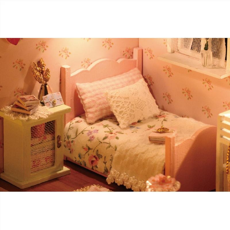 Sunshine Angel DIY Small Dollhouse