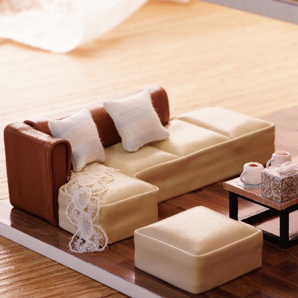 Waiting For The Time DIY Medium Dollhouse