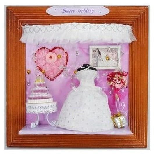 DIY Picture Frame - Sweet Wedding