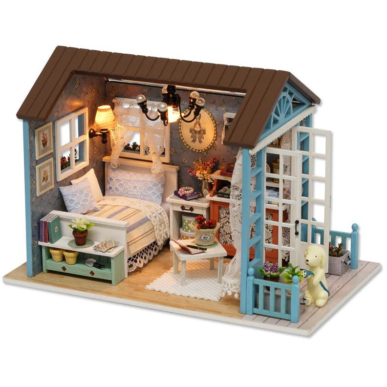 Blue Times DIY Miniature Dollhouse