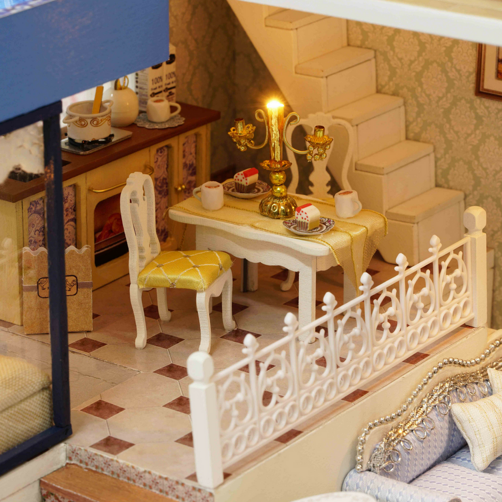 Seattle Yellow Car DIY Large Dollhouse