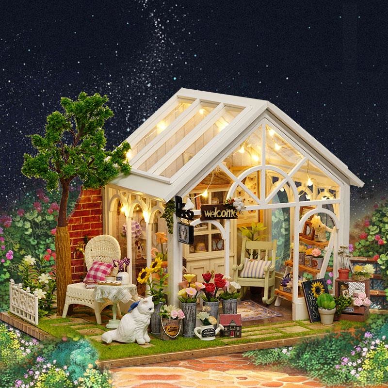 Sunshine Green House DIY Medium Dollhouse