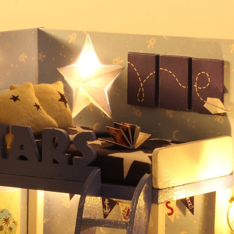 Star Trek DIY Small Dollhouse