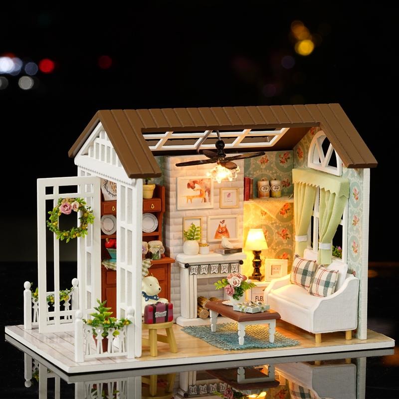 Blue Times DIY Miniature Dollhouse