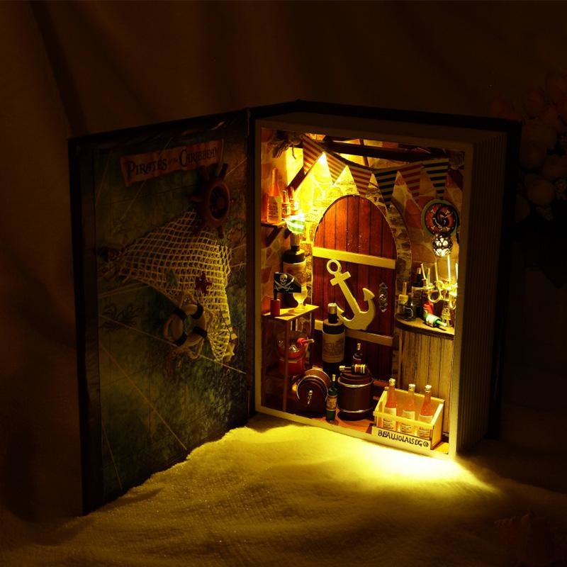 Sailor's Diary - DIY Book Series