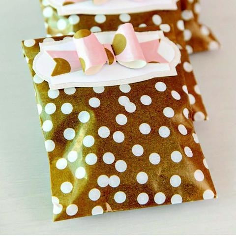 Cuttlebug™ Pretty Bows Cut & Emboss Die Set