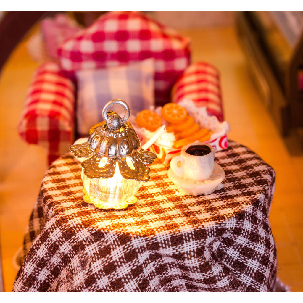 Meet Happiness DIY Miniature Dollhouse