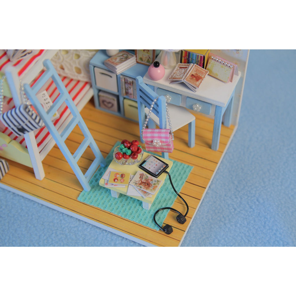 Youth Ever DIY Miniature Dollhouse