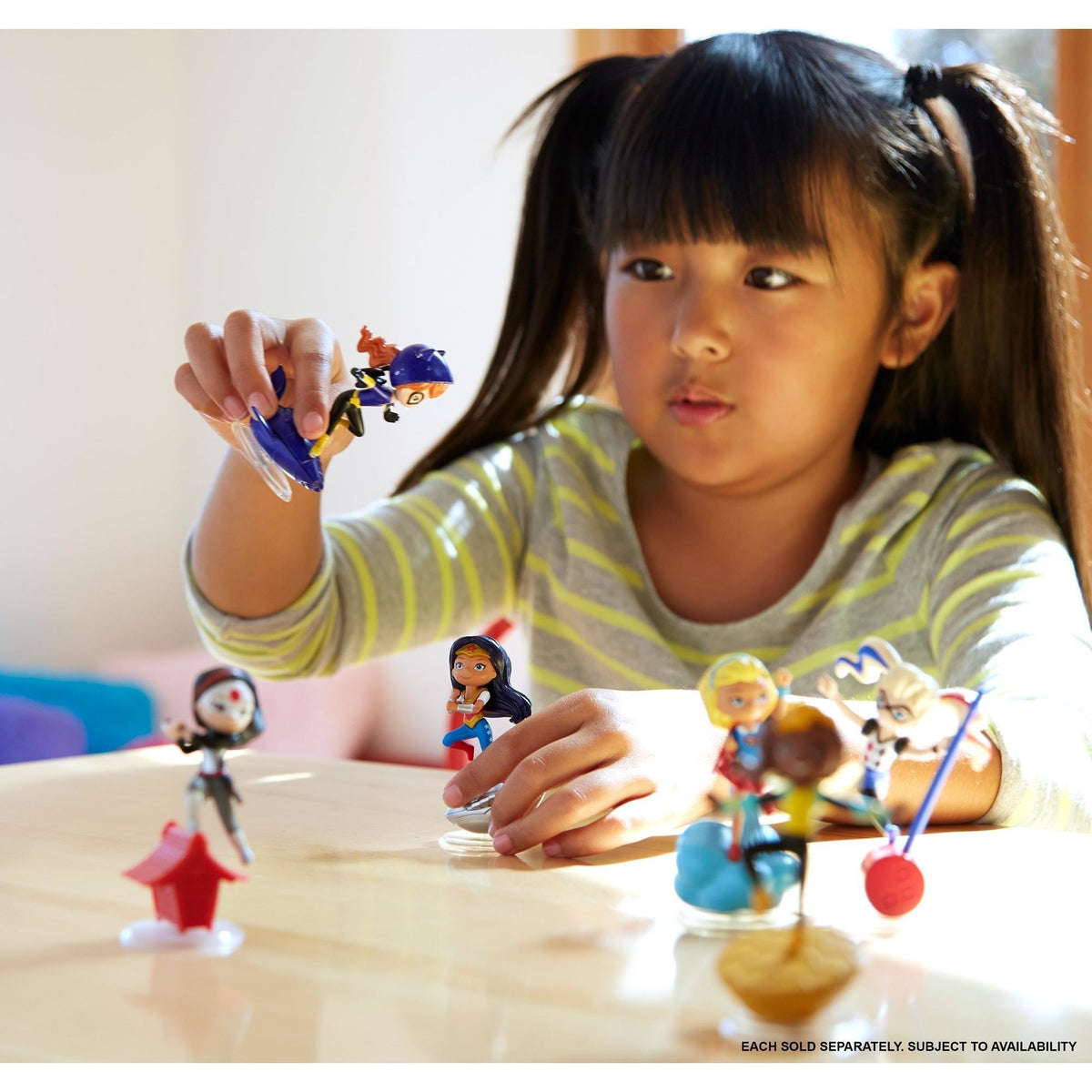 DC Super Hero Girls™ Supergirl™ Mini Figure Vinyls