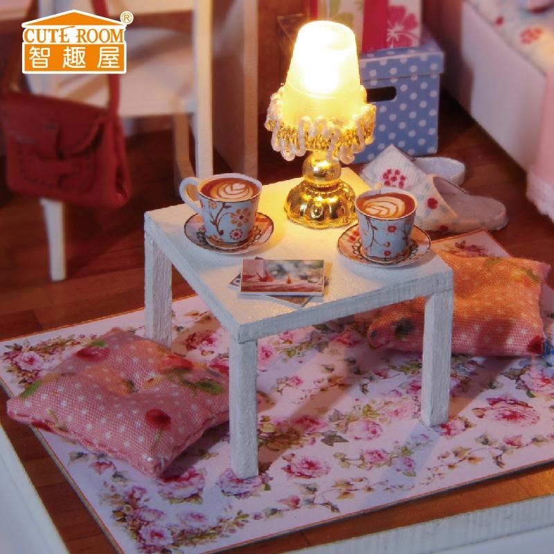 Mood Of Love DIY Small Dollhouse