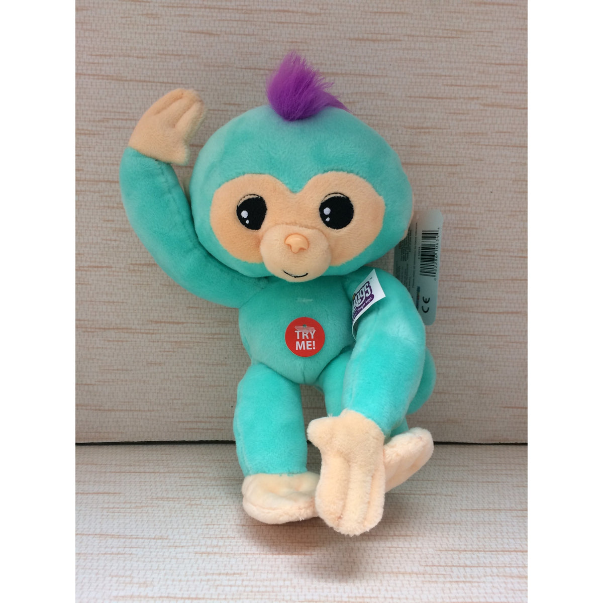 Fingerlings 10-Inch Posable Plush with Sound (sold separately)