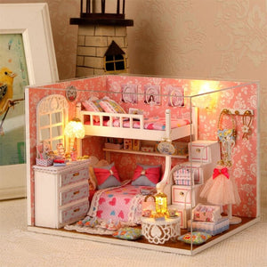 Dream Angels DIY Small Dollhouse