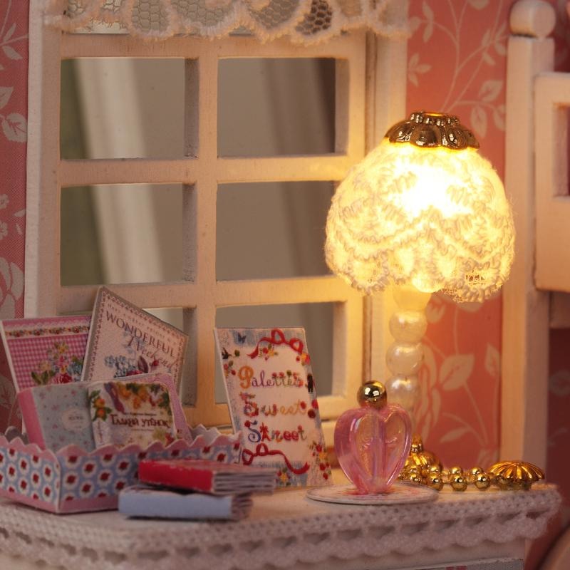 Dream Angels DIY Small Dollhouse