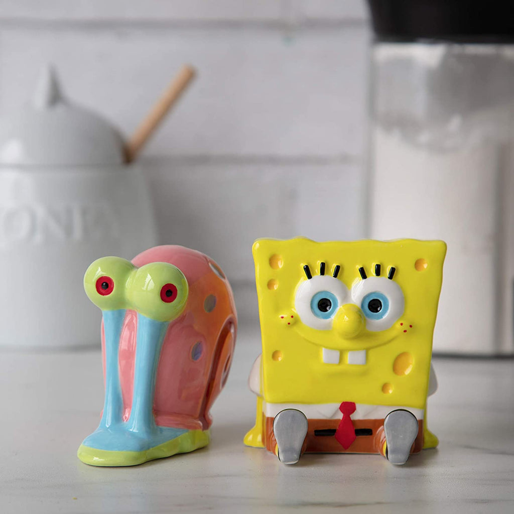 SpongeBob SquarePants SpongeBob and Gary Salt and Pepper Shaker Set