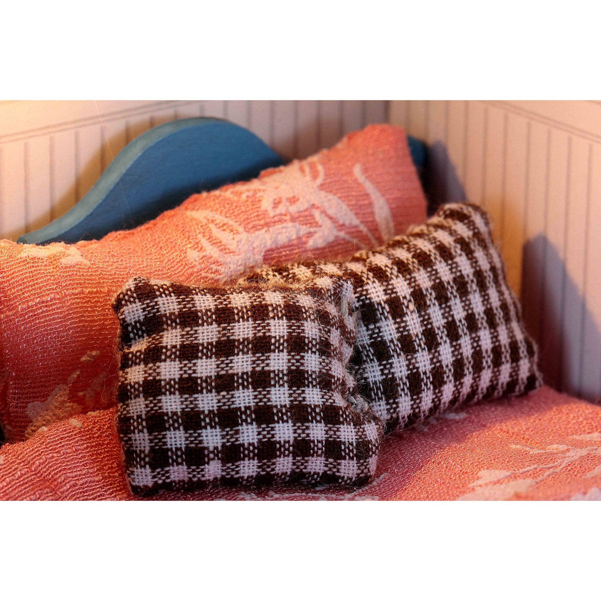 Bedroom DIY Miniature Dollhouse
